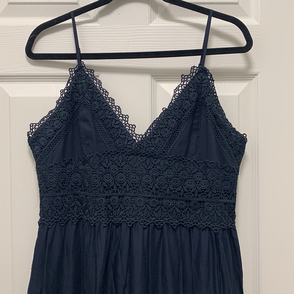 NWT Antonio Melani
Mikaela Lace Trim V-Neck Sleeveless Maxi Dress - Picture 5 of 8